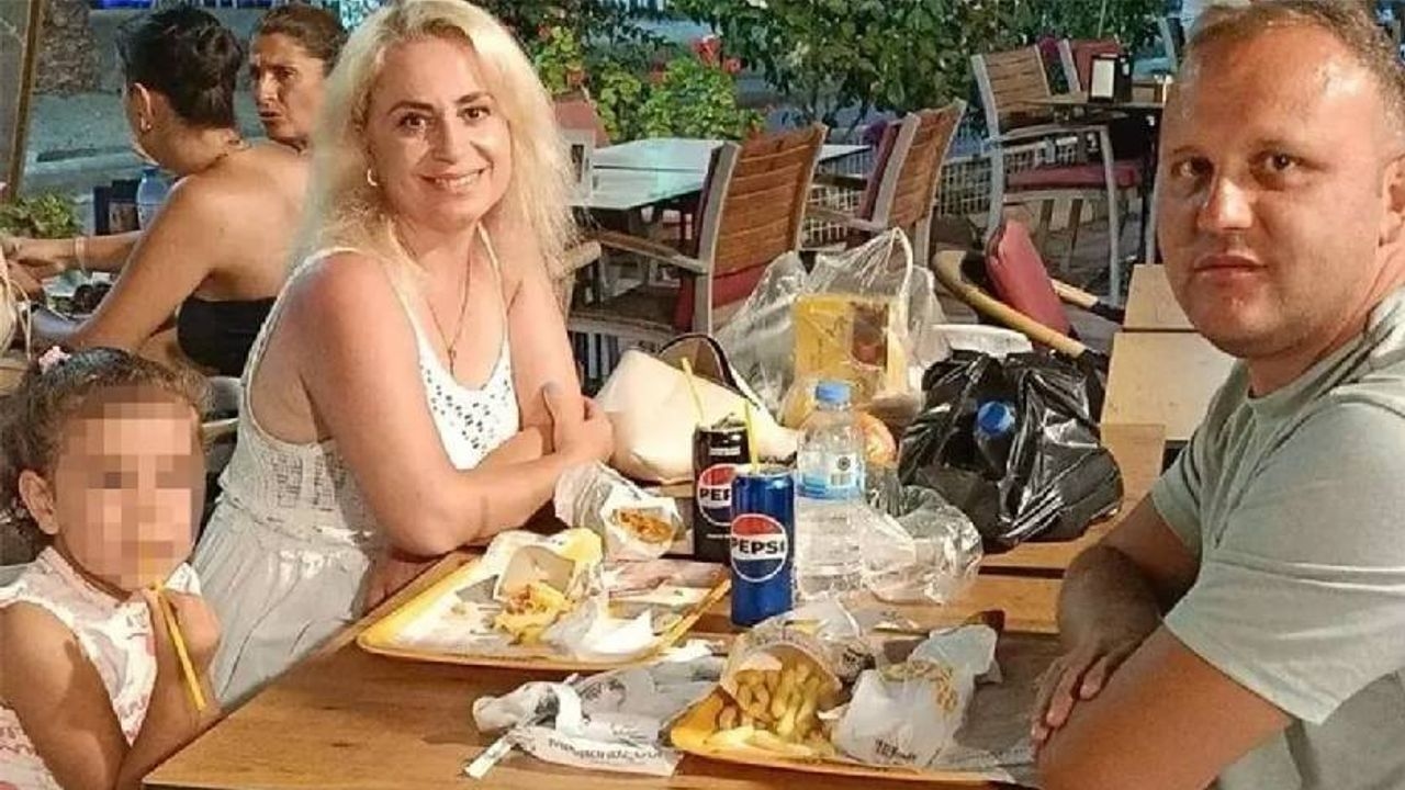 Il a été assassiné devant son enfant de 5 ans : Mon père l'a retenu et mon grand-père l'a poignardé