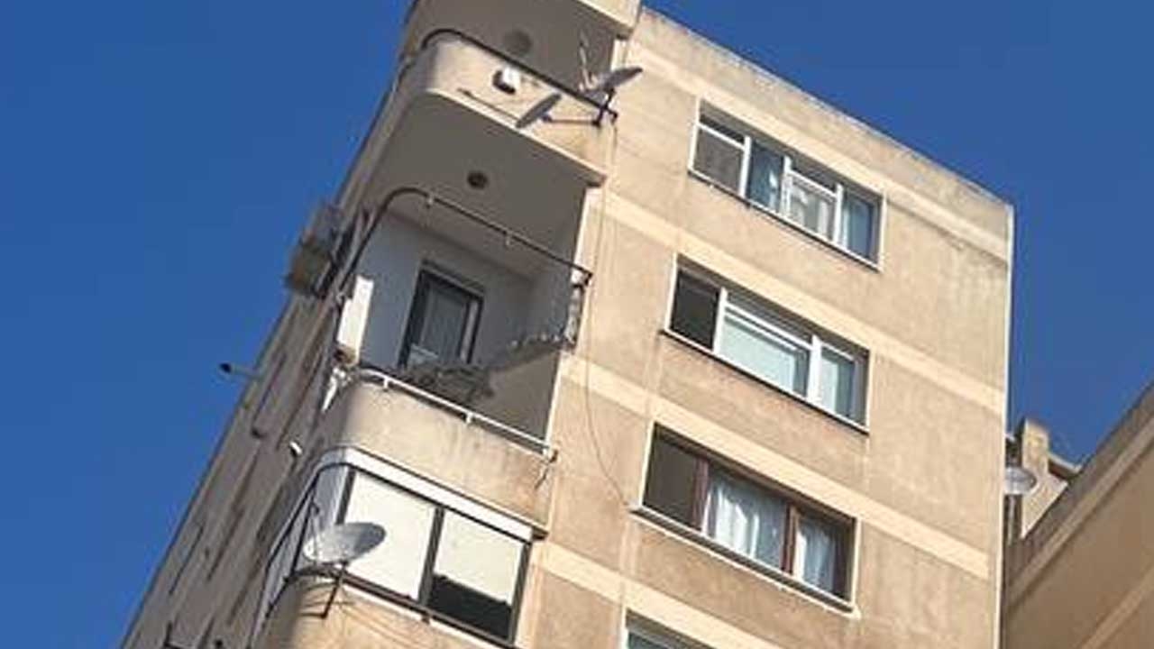 3 maanden wachten op bouw van ingestort balkon in Maltepe! Buurt maakt zich zorgen