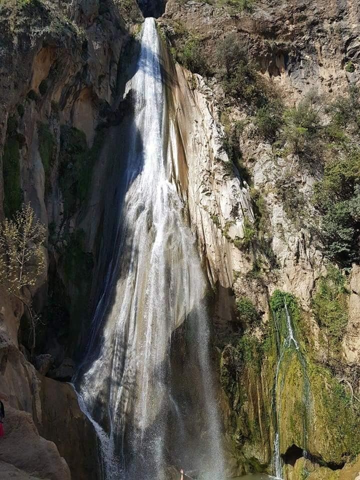 Présentation et guide de voyage de la cascade de Mersin Karanlıkdere