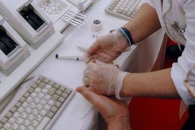 Gesundheit: Einer von drei Patienten mit hohem Cholesterinspiegel verlässt nach einem Herzereignis den Behandlungspfad