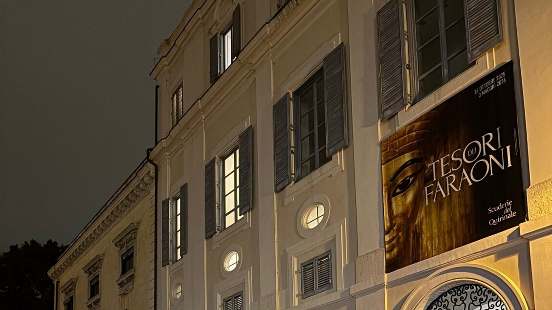 Kahire'den Quirinale Ahırlarına Firavunların Hazineleri