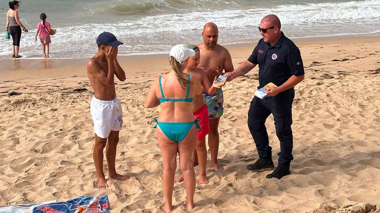 Albufeira sensibilisiert die Einwohner für die Einhaltung des Abstands zu Klippen
