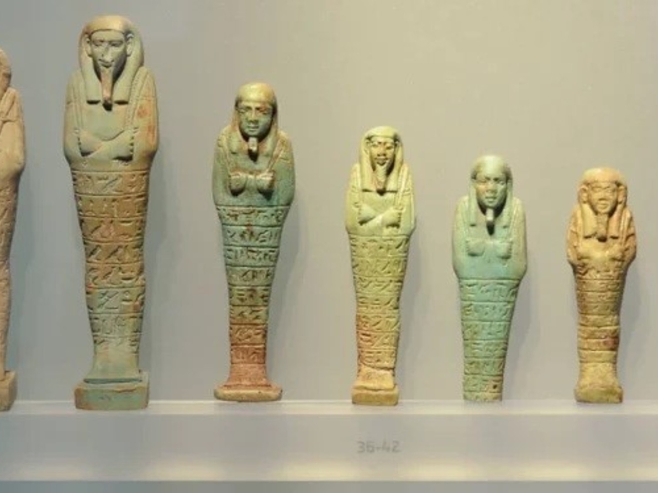 Egipto recuperó 20 piezas antiguas expuestas en una casa de subastas australiana
