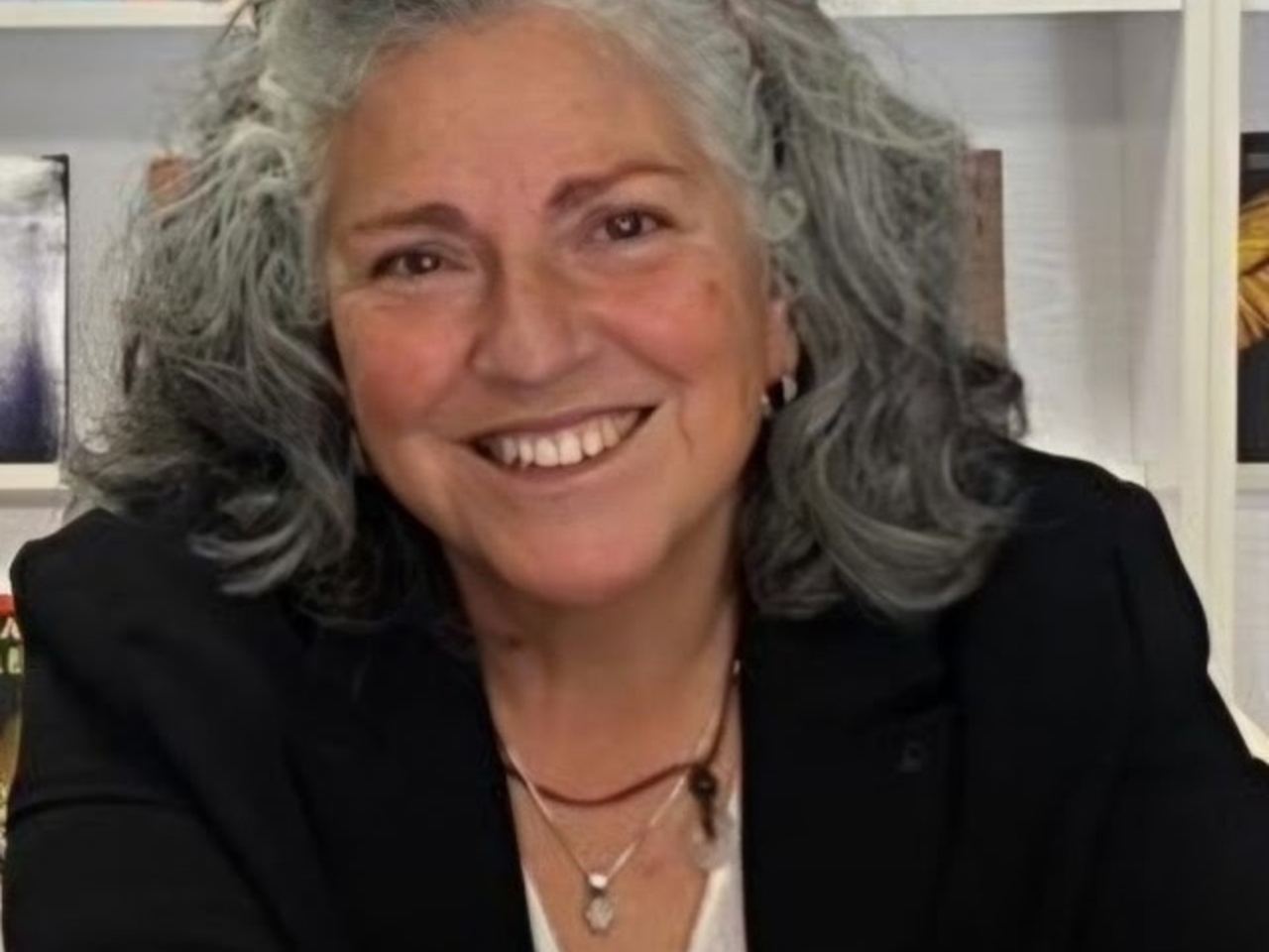 "È una riflessione sulla mascolinità": le chiavi del romanzo di Inma Pelegrin, vincitore del Premio Lumen