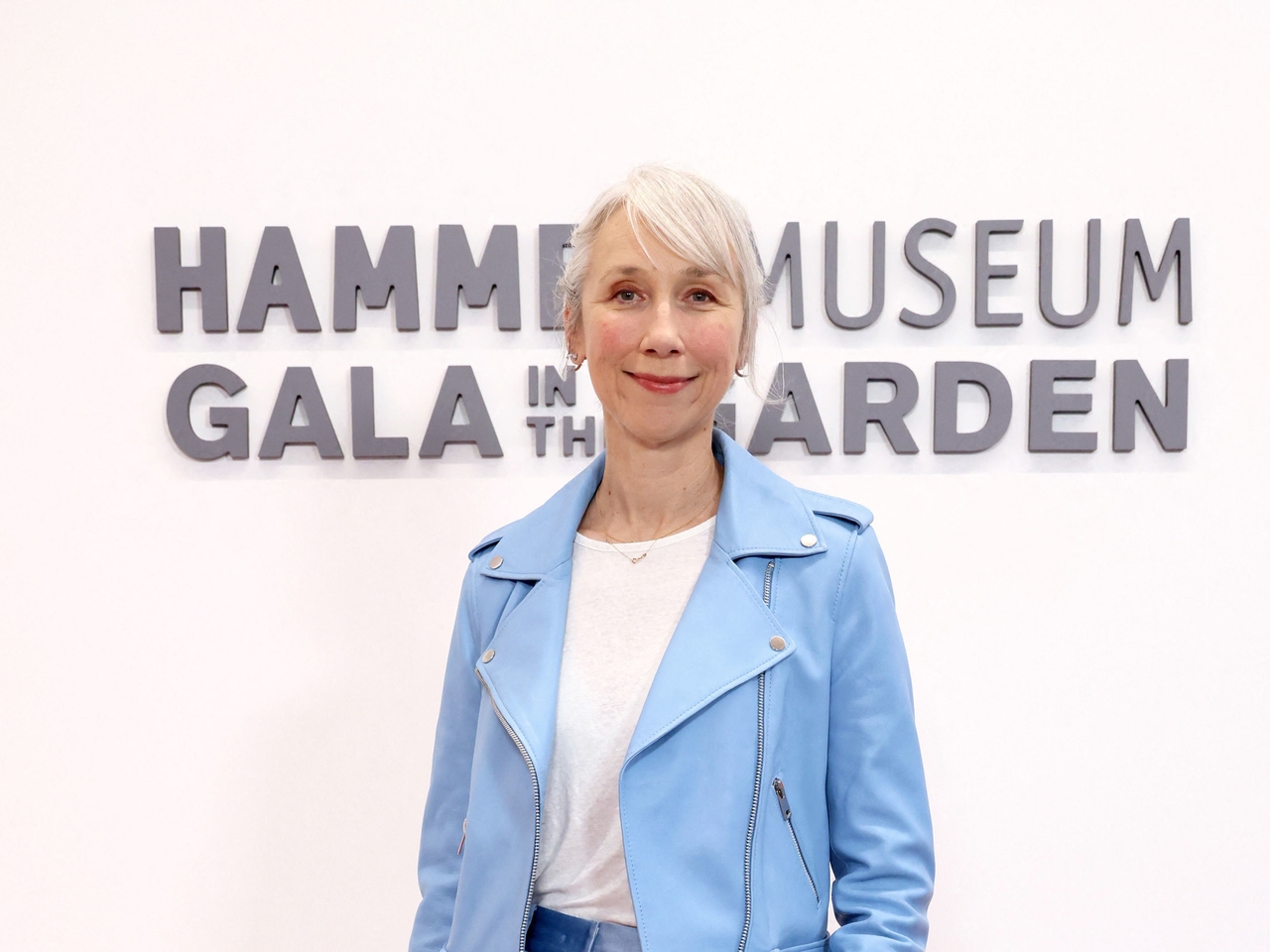 O universo de Alexandra Grant, a artista que cativou Keanu Reeves e agora edita nossa literatura.