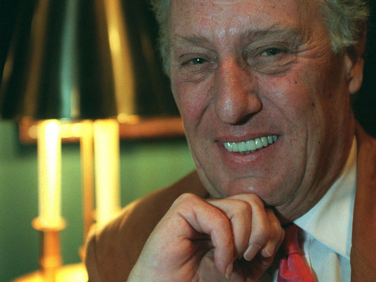 Come Frederick Forsyth fu il primo a vedere la fuga organizzata dei leader nazisti