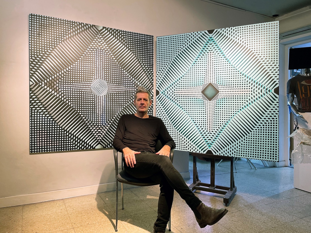 Cristian Mac Entyre: „Geometria to mój elegancki sposób mówienia o chaotycznych emocjach”.