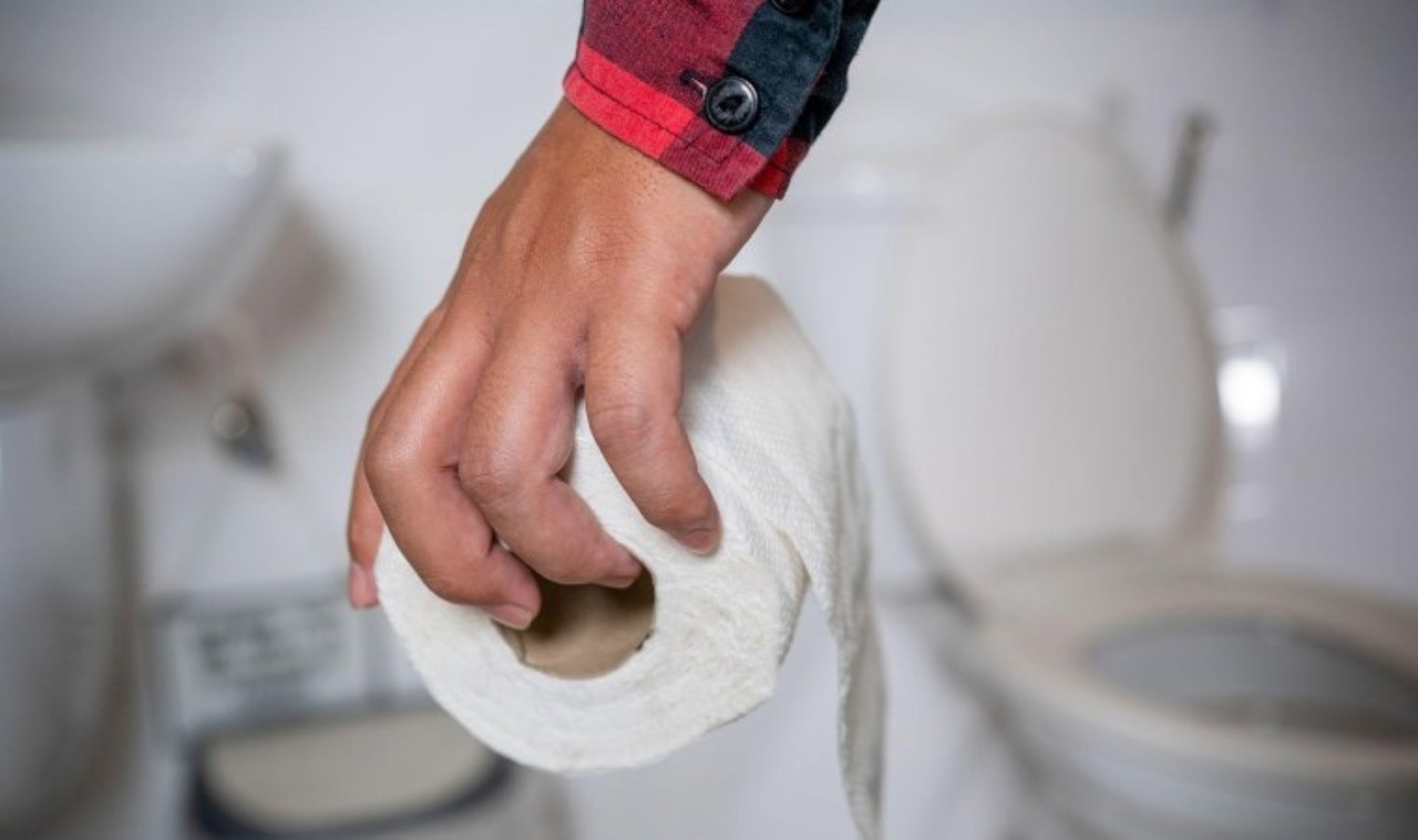 Hemorroides, la “enfermedad de nuestro tiempo”: ¿cómo prevenirlas, cómo afrontarlas?