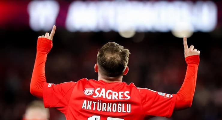 Benfica anuncia: Kerem Aktürkoğlu chega ao Fenerbahçe por 22,5+2,5 milhões de euros
