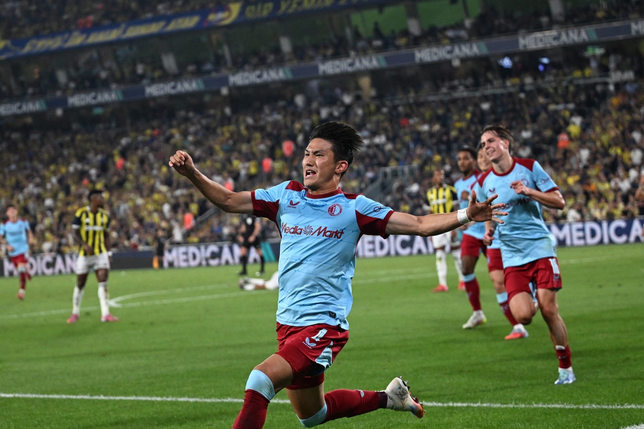 Mourinho dashes Feyenoord’s CL dreams with comeback in Istanbul