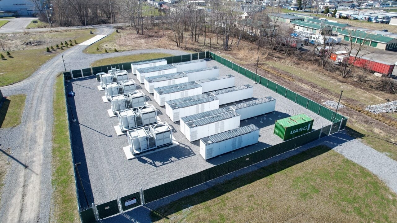 New York launches 1GW large-scale energy storage procurement, incorporating new fire safety requirements