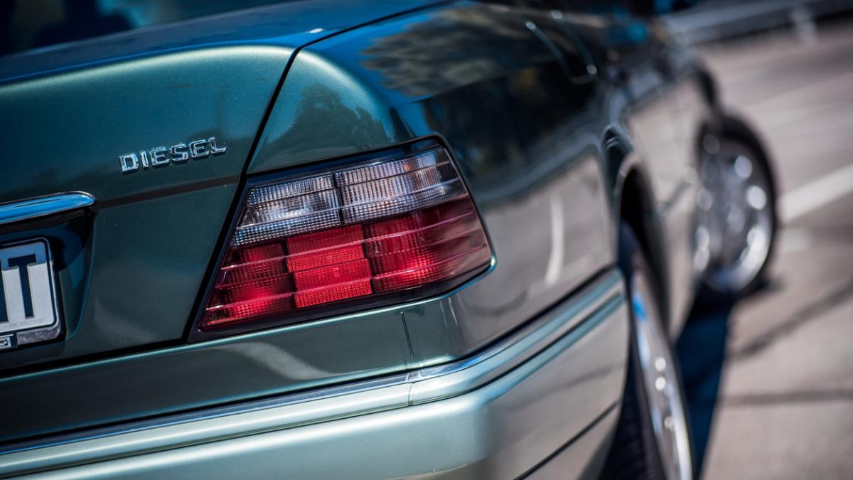 L'età media delle automobili in Spagna ha raggiunto un livello record, aggravando il doppio problema che ciò comporta.