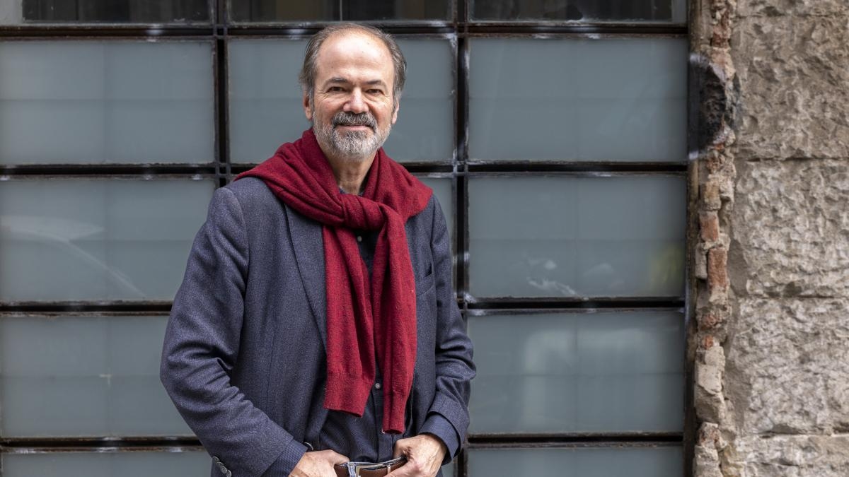 Juan Villoro: “The machines, poor things, still don't know how to suffer like us.”