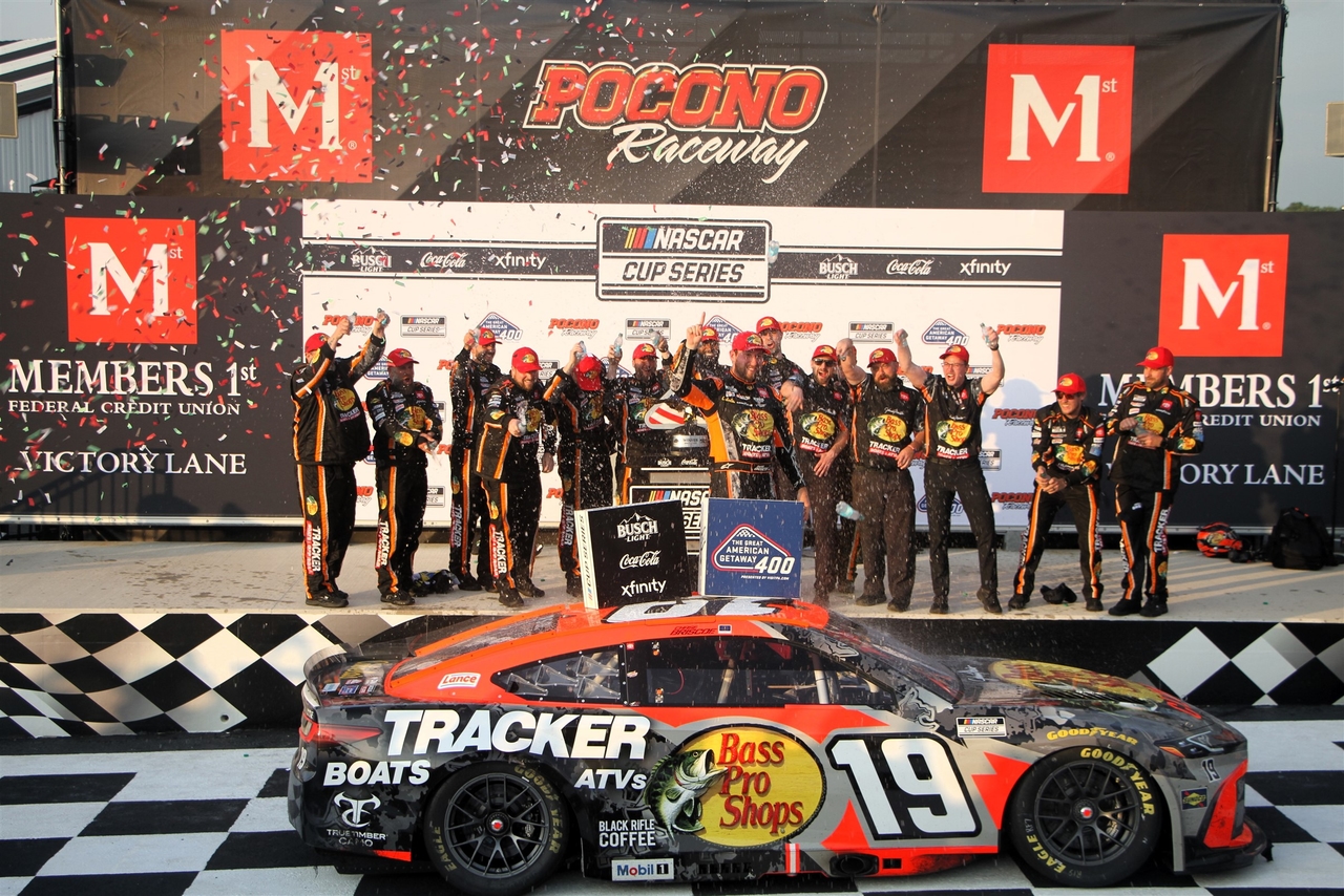 CHASE BRISCOE WINS THE GREAT AMERICAN GETAWAY 400 AT POCONO RACEWAY!
