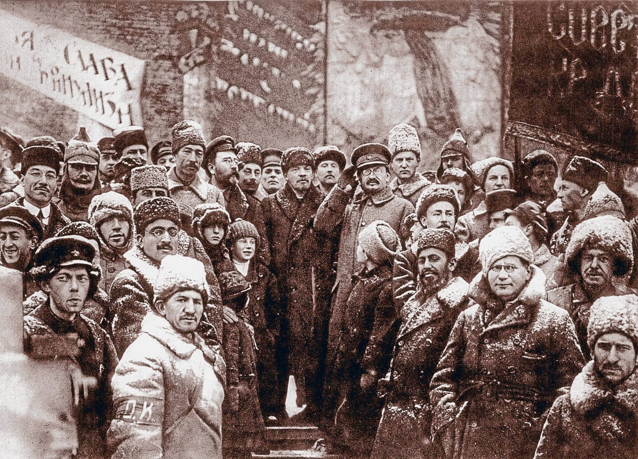 Socialistische theorie en praktijk | Welke kritiek op welke Lenin?
