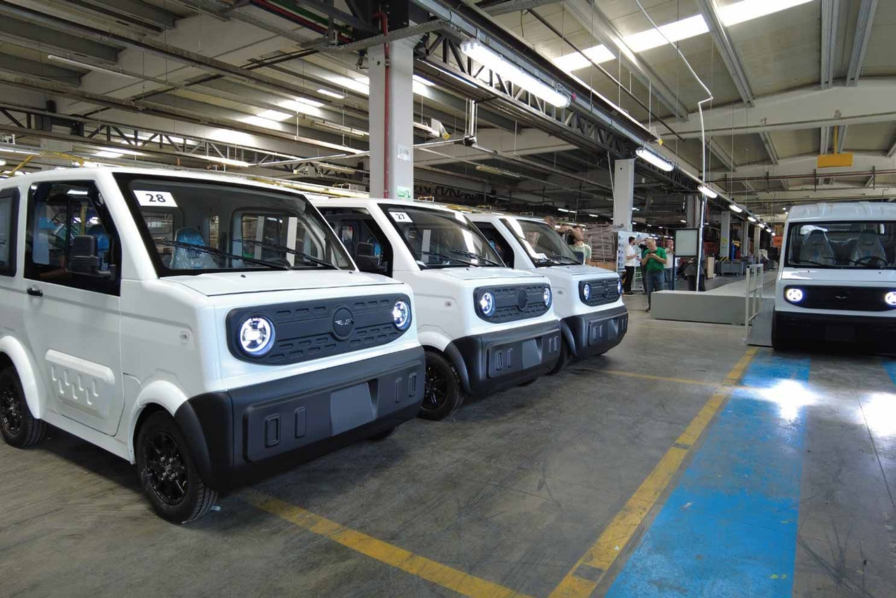 Vehículo eléctrico 100% nacional listo para producción en masa