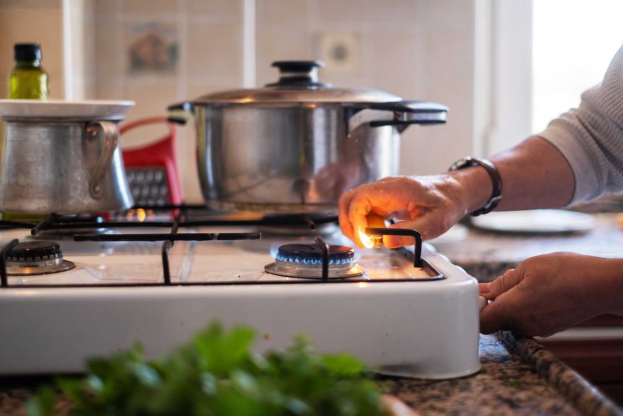 Aksa Natural Gas gab am Weltspartag Tipps zum Sparen bei Erdgas bekannt.