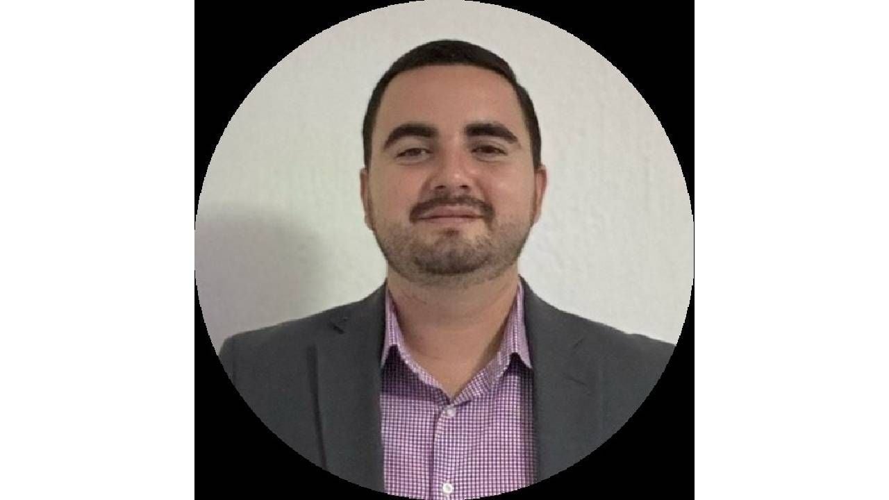 De eerste rechter die werd gekozen in de gerechtelijke hervorming treedt af: wie is Adrián Aguirre Hernández?