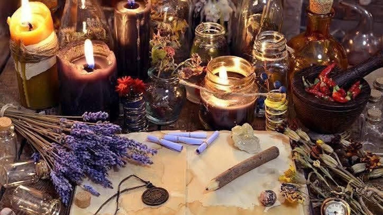 A traditional healer was murdered in Chiapas; he showed signs of torture.