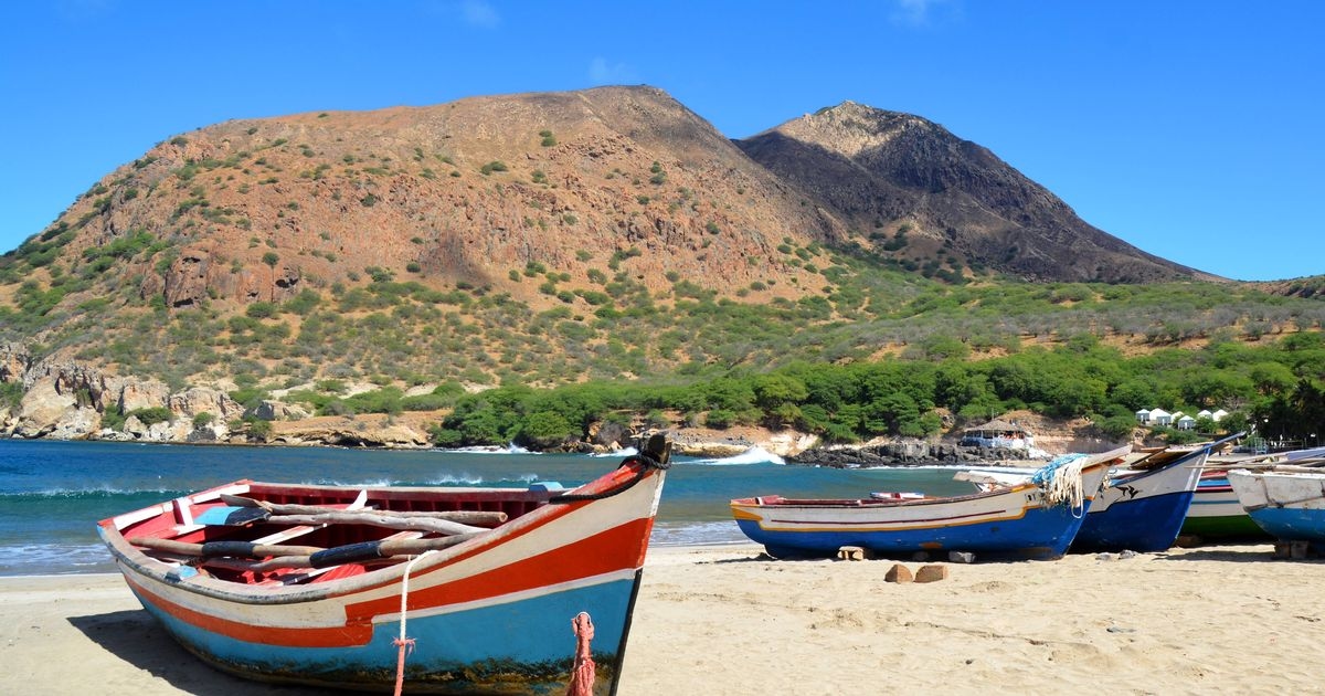 Stunning island destination loved by UK tourists is 28C in October