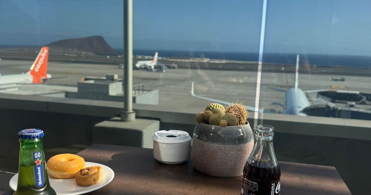 'VIP airport lounge staff gave us half price - here's how to do it'