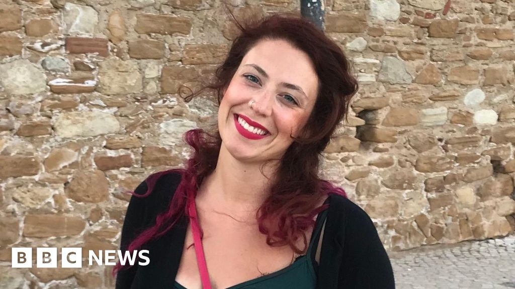 Медики помогли мне справиться с раком, но не могут помочь с менопаузой.