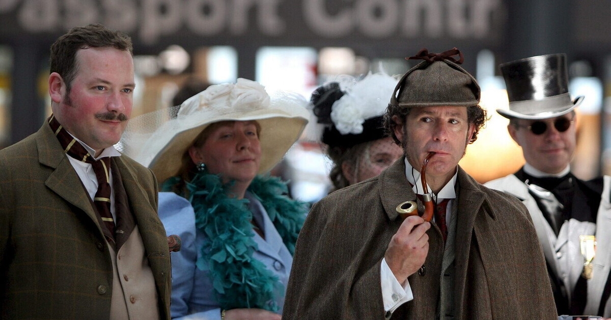 Na ilha de Utakos, o melhor Sherlock ganha vida, inspirado no romance e no filme.