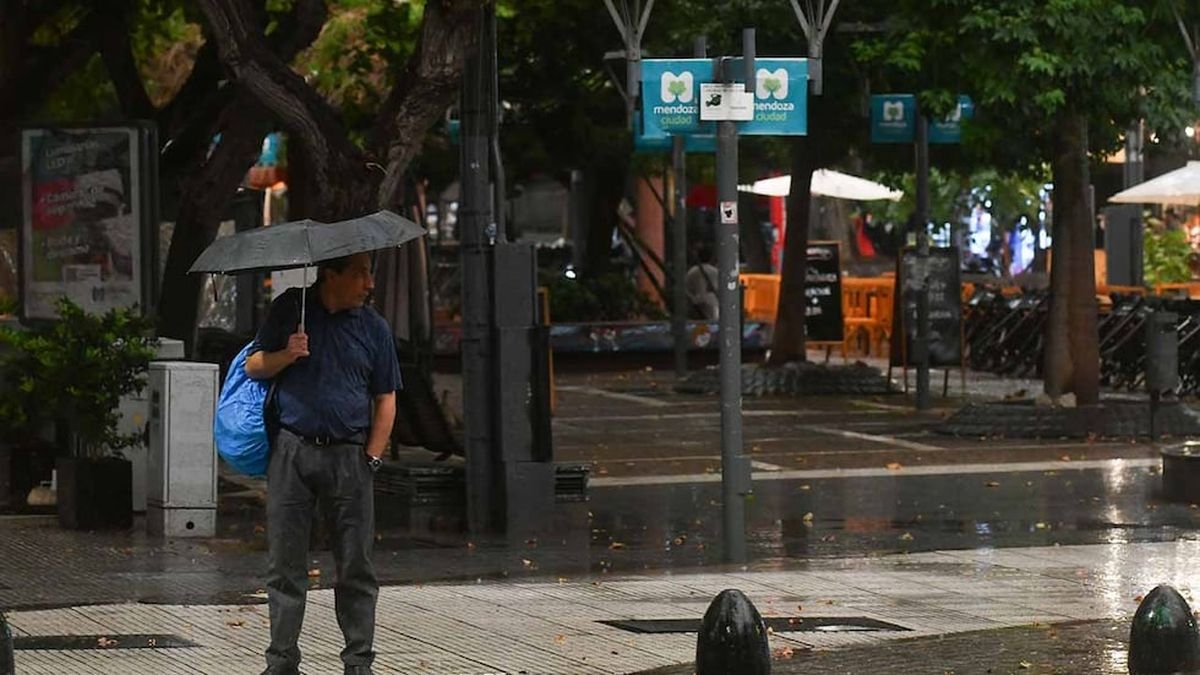 Mendoza est placée en alerte jaune pour orages et vents de type Zonda ce vendredi : quelles zones seront touchées ?