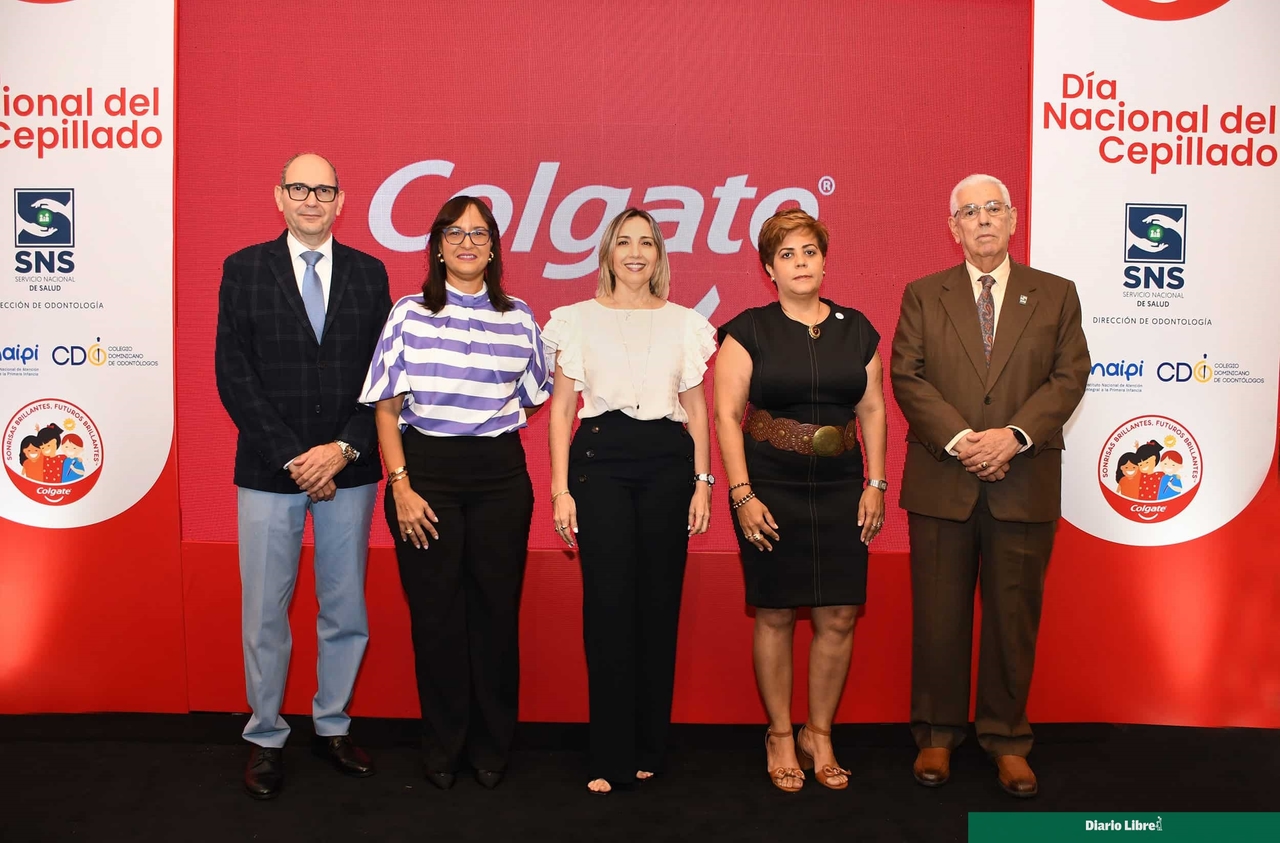 Colgate Palmolive "Ulusal Fırçalama Günü"nü kutluyor