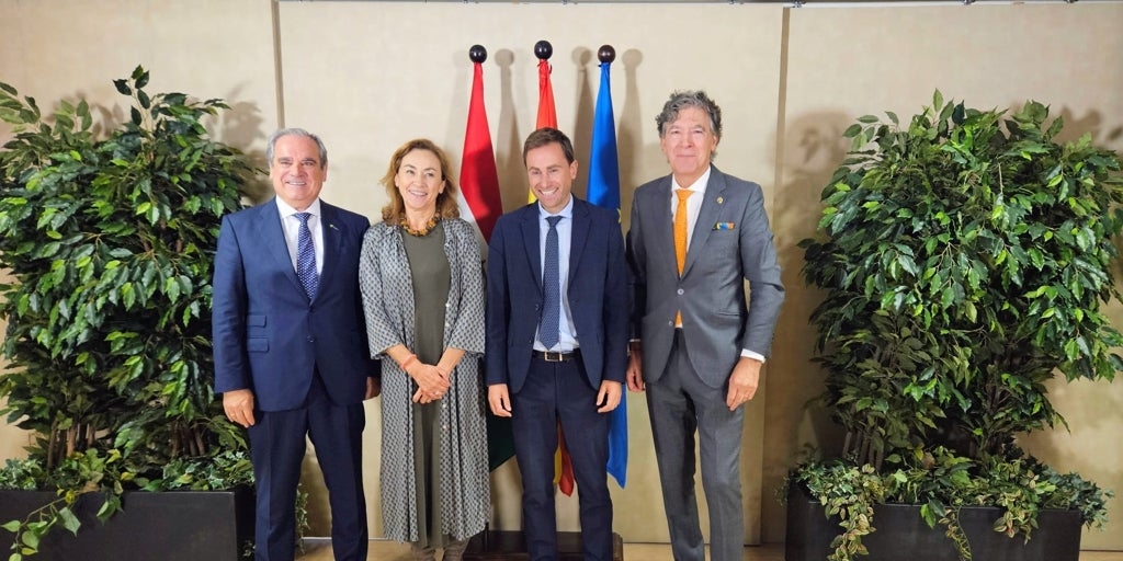 Sağlık hizmetleri sunacak ve nüfus azalmasını önleyecek Kırsal Toplum Eczanesi Programı La Rioja'da başlatıldı.