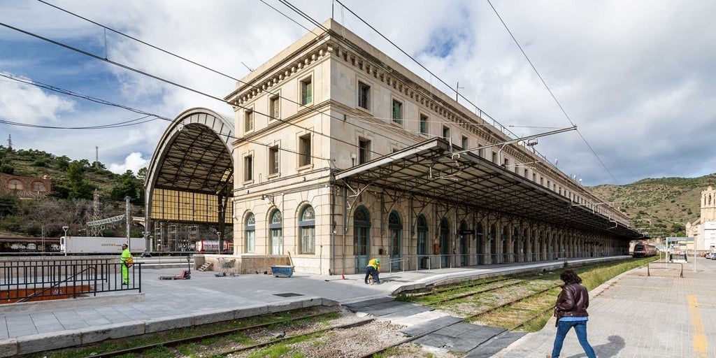 Bahnhof Portbou: Der Begriff war der Anfang