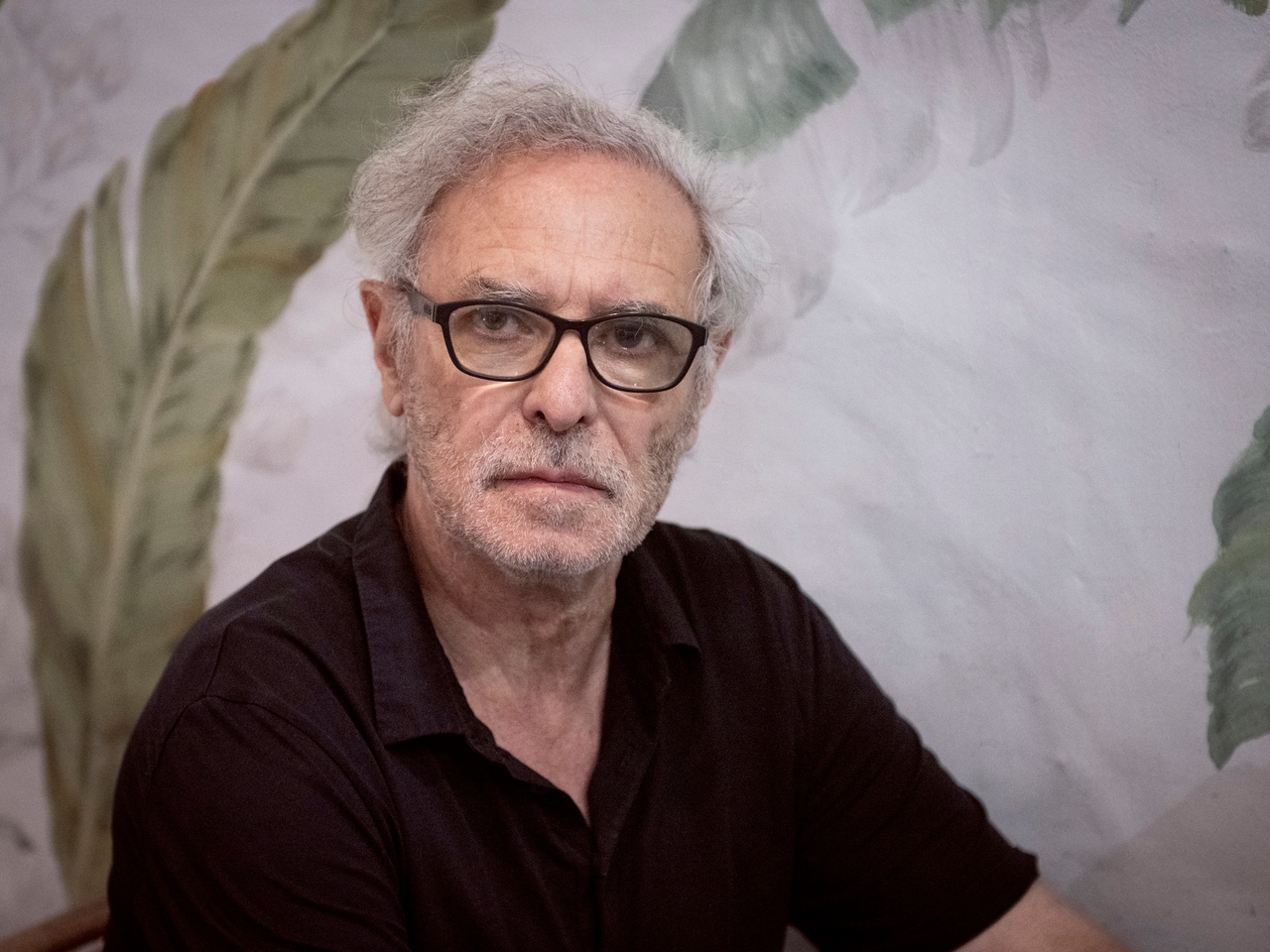 Het raadsel van de rode brievenbussen: tussen verlangen en de literatuur van Vicente Palermo