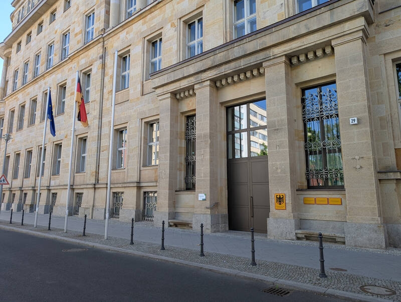 Audition sur la réforme de la pharmacie : les pharmacies et les caisses d’assurance maladie s’opposent sur les honoraires