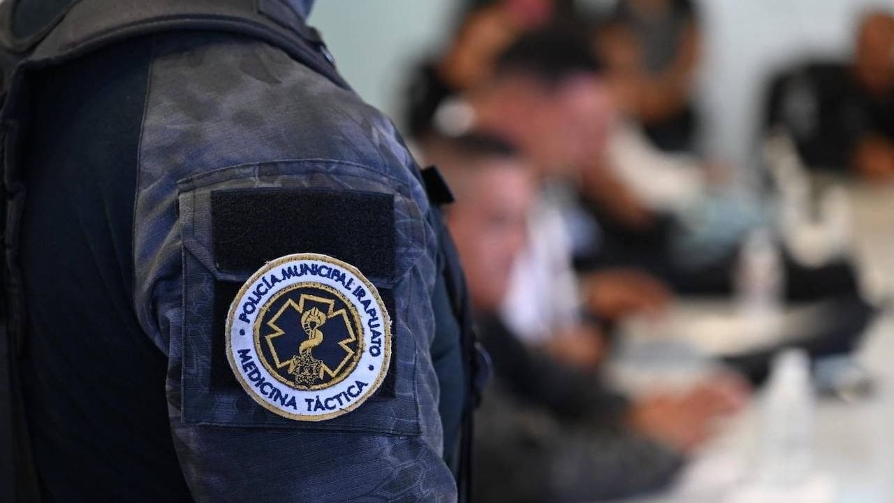 Gunmen open fire during a funeral in Irapuato.